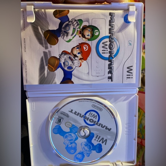 Mario Kart and Raving Rabbits Wii - Picture 2 of 6